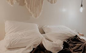 FLATS SUITE - Experiência e Conforto na charmosa Vila de São Jorge, Goiás